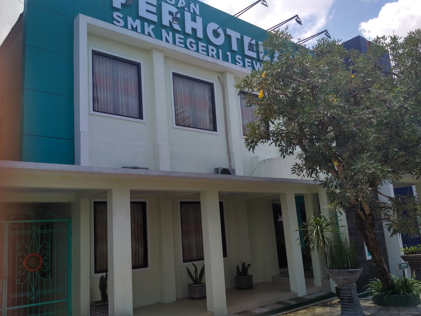 Gedung Perhotelan SMK Negeri 1 Sewon