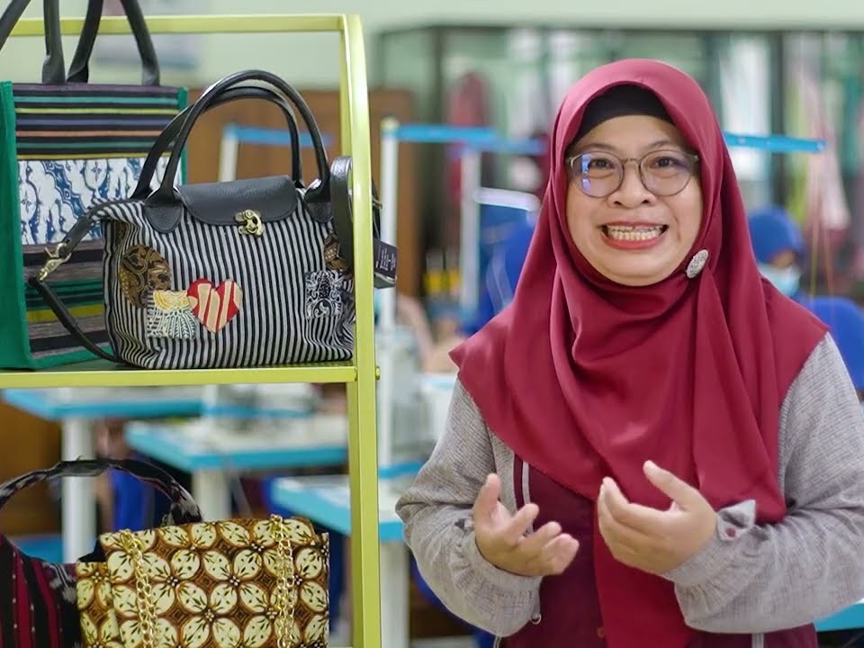 Praktik jurusan Busana SMK Negeri 1 Sewon